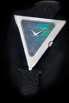 AleXora - relojes triangulos AleXora - relojes triangulos
