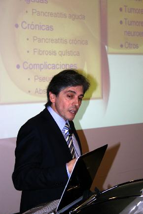 Doctor Enrique Domínguez Muñoz Doctor Enrique Domínguez Muñoz
