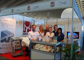 RAF Clinica Estetica En FEBODA RAF Clinica Estetica En FEBODA