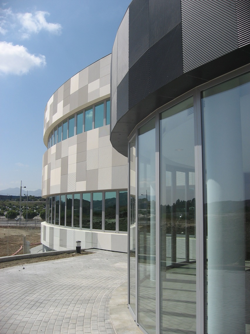 Cubierta metálica ROCKWOOL en el centro de I+D+I Promálaga Excelencia