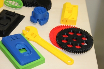Mendizabala inaugurua IKASLAB, un laboratorio de impresión 3D