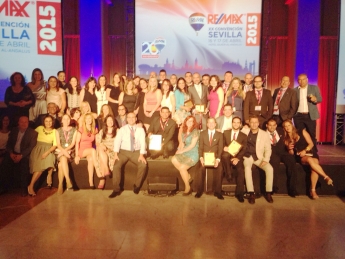 RE/MAX Arcoiris reconocida en la XX Convención Nacional con 42 premios