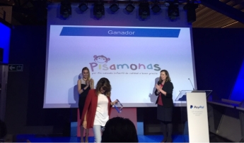PayPal Award, Pisamonas wins the Best International Spanish eCommerce.