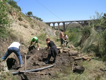 Campaña de limpieza de las riberas del río Ebro