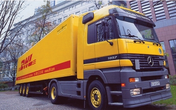 Nuevo contrato logístico entre DHL y Toyota Material Handling
