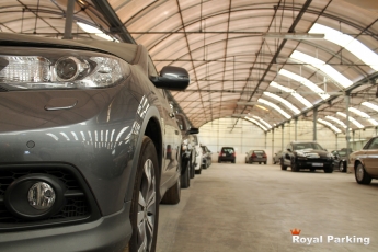Royal Parking, el único parking indoor para motos en el aeropuerto de Alicante