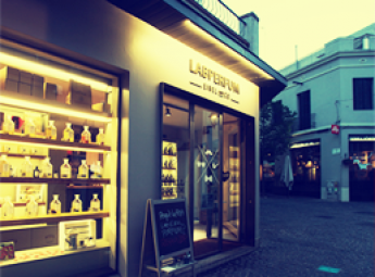 Noticias Franquicias | Fachada exterior de Labperfum