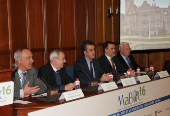 Joaquín Chacón: 'Las baterías Metal-aire evolucionarán con el uso de compuestos cerámicos'