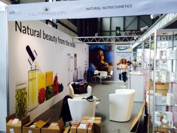 Nutrikosm promociona su marca en Ginebra
