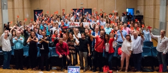 Ovaciones en pie en el estreno del primer evento TEDxMalagueta en Málaga