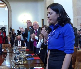 La alcaldesa de Mondoñedo presenta en Madrid su municipio para desarrollar empresas innovadoras