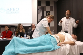La nueva Asociación Profesional de Estética Oncológica promueve mejorar la calidad de vida de los pacientes