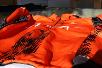 Culotte y mangas de maillot, elementos indispensables para hacerse un lugar en el mundo de la bicicleta