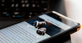 Phonak Virto B-Titanium, el audífono a medida fabricado en titanio