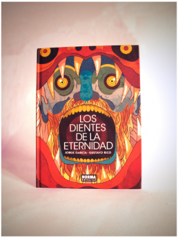El cómic Los Dientes de la Eternidad, de Normal Editorial, ganador del IEDesignAward 2017
