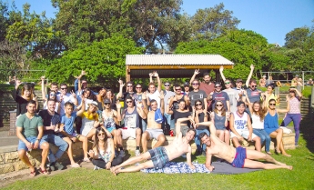 Australia triplica en dos años los visados para jóvenes españoles