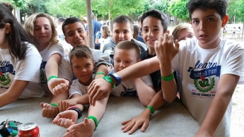 Campamentos de verano con pulseras inteligentes
