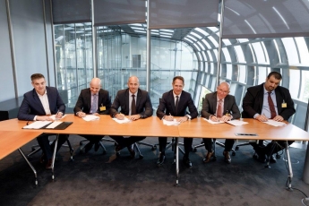 DHL extiende su red Europea de paquetería para incluir cuatro nuevos países