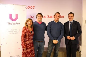 BNext gana 10.000 € en la final del Fintech Open Challenge de The Valley y Banco Santander