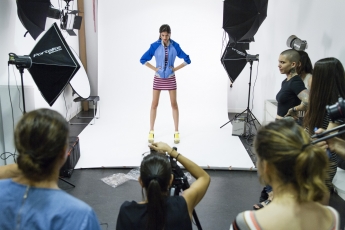 La prestigiosa escuela de diseño IED Madrid ofrece cursos de un año en fotografía creativa con comienzo en enero