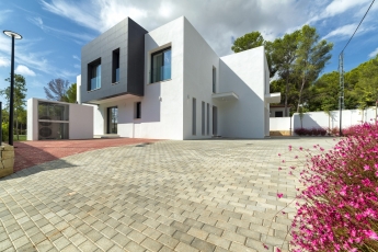 5 ventajas de invertir en la costa española, según Instituto de Valoraciones
