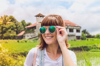Tratamientos que mejoran la sonrisa en verano, Clínica Medicalia