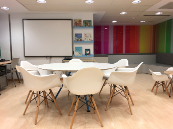 Infortisa colabora con la Fundación Juegaterapia  en la apertura de un aula escolar para niños en el hospital de León