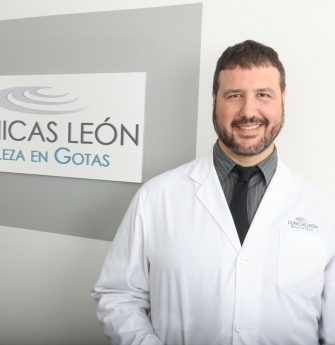 En los últimos doce meses más de 100 pacientes han sido tratados de hiperhidrosis en Clínicas León