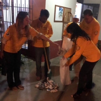 La iglesia Scientology activa la ayuda por el volcán de Guatemala 