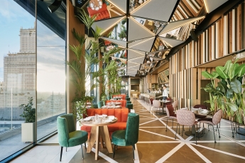 La terraza Ginkgo Sky Bar estrena el verano con conciertos en vivo en pleno centro de Madrid