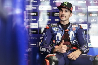 Maverick Viñales se lleva a un estudiante a Australia a aprender inglés