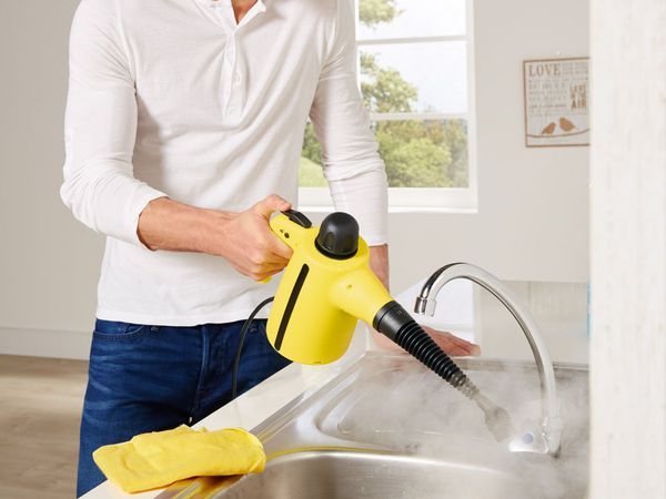 Por qué necesitas una vaporeta de mano y cuál es el limpiador de vapor de  mano que te conviene