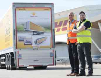 Deutsche Post DHL Group comienza a recargar los camiones con energía solar