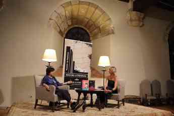 Rosa Montero protagonizó la primera velada literaria seguntina, a las puertas del otoño 