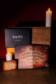 'La Ouifi', la ouija de Indira que permite contactar con los espíritus de la publicidad
