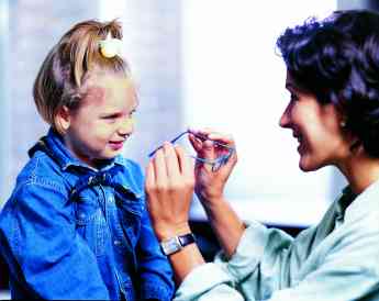 El 65% de lentes vendidas en España son índice 1.5, el más común en niños, y no ofrece protección UV total 