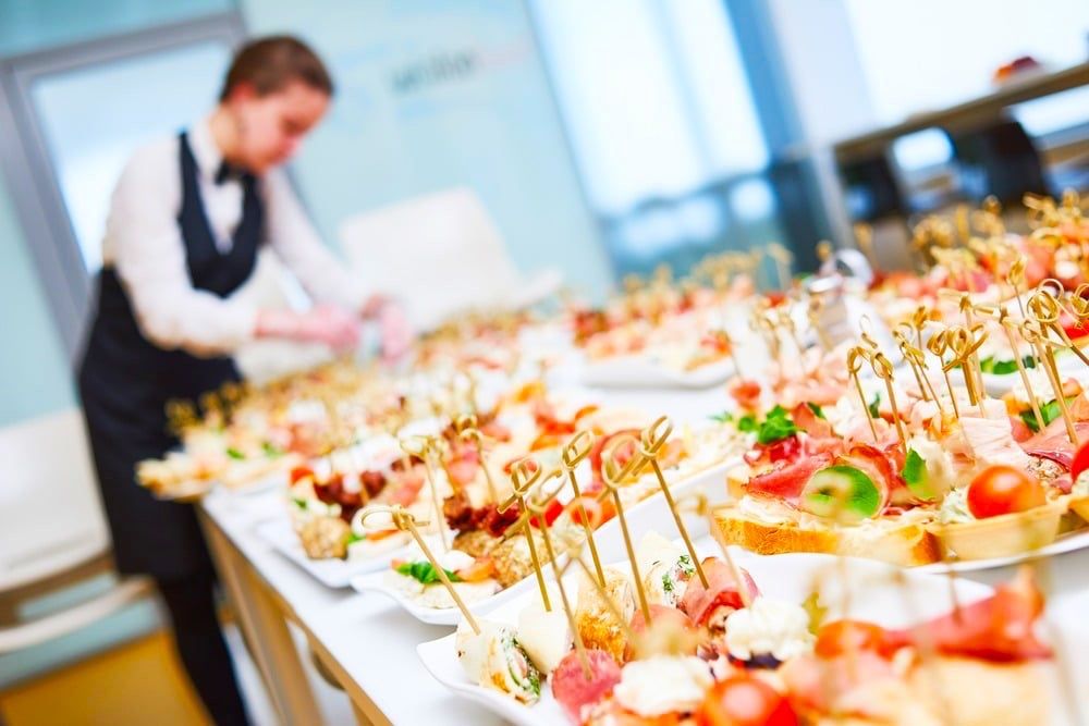 Aumenta la demanda de servicios de catering para eventos, según