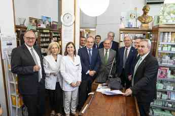 Foto de la presentación esta mañana del sistema que se ha probado en la farmacia Camino Iruretagoyena de San Sebastián.