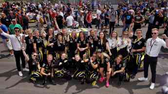 Equipo de automovilismo enteramente femenino de Giti Tire Girls Only