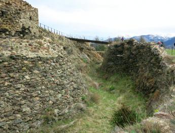 El Castell de Llívia, uno de los principales atractivos turísticos del municipio lliviense