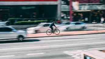Un joven ciclista es indemnizado con más de 1 millón de euros tras sufrir un daño cerebral 