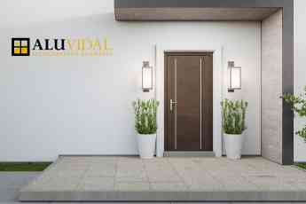 Aluvidal ofrece consejos para elegir la puerta de entrada más adecuada para cada vivienda