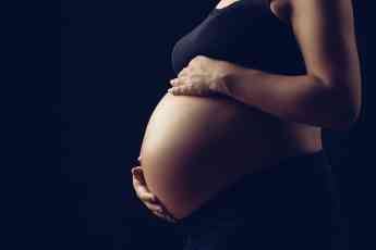 Nuevos tratamientos facilitan la maternidad de mujeres obesas