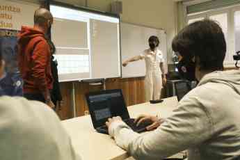 300 estudiantes guipuzcoanos adquieren habilidades computacionales y de lenguaje de programación