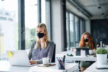 El Bufete de Abogados Gándara Moure instala el revolucionario sistema en España de purificación de aire por OH que elimina virus en un 99%