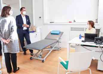 Allianz Partners colabora con la Asociación Española Contra el Cáncer por la detección precoz