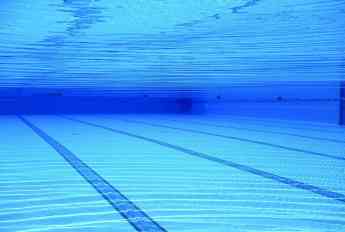 Vaciar la piscina tras el verano o dejarla llena, una duda muy frecuente, según Piscinas Lara