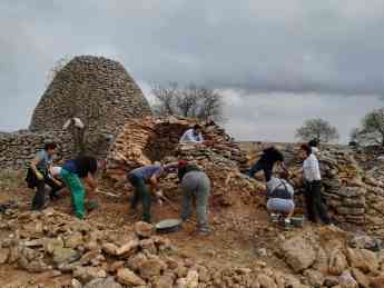 Éxito del I Curso-Taller Oficios Históricos y Patrimonio Arquitectónico sobre construcción con piedra seca