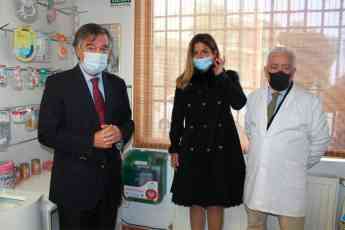 La Fundación Española del Corazón y el Colegio Oficial de Farmacéuticos de Madrid comienzan a cardioproteger a la población a través de las farmacias