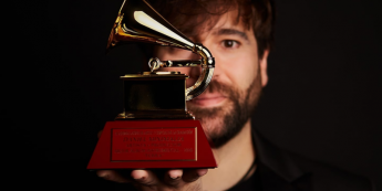 Foto de Larrosa Music gana el Grammy Latino con Daniel Minimalia